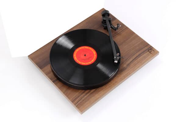 Rega Planar 1 Plus Walnut
