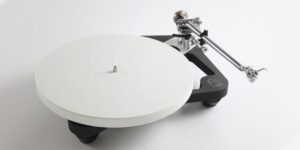 Rega Planar 10 + Apheta 3 MC Cartridge