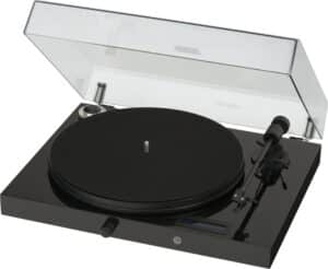 Project Juke Box E Turntable with Ortofon OM5e Cartridge