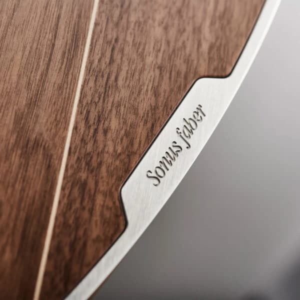 Sonus Faber Olympica Nova I Bookshelf Speakers Walnut Wood Italian Lether 2