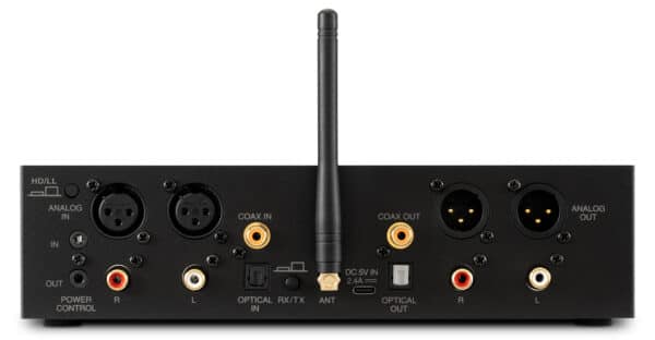 McIntosh MB25 Bluetooth Receiverand Transmitter 4
