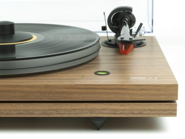 Music Hall mmf 7.3se Black Turntable with Ortofon 2M Bronze 4