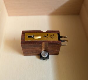 Koetsu Rosewood Signature