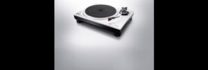 Technics SL 1500C Premium Class Direct Drive Turntable 1